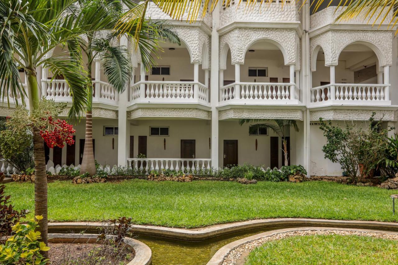 Cityblue Creekside Hotel & Suites Mombasa Bagian luar foto