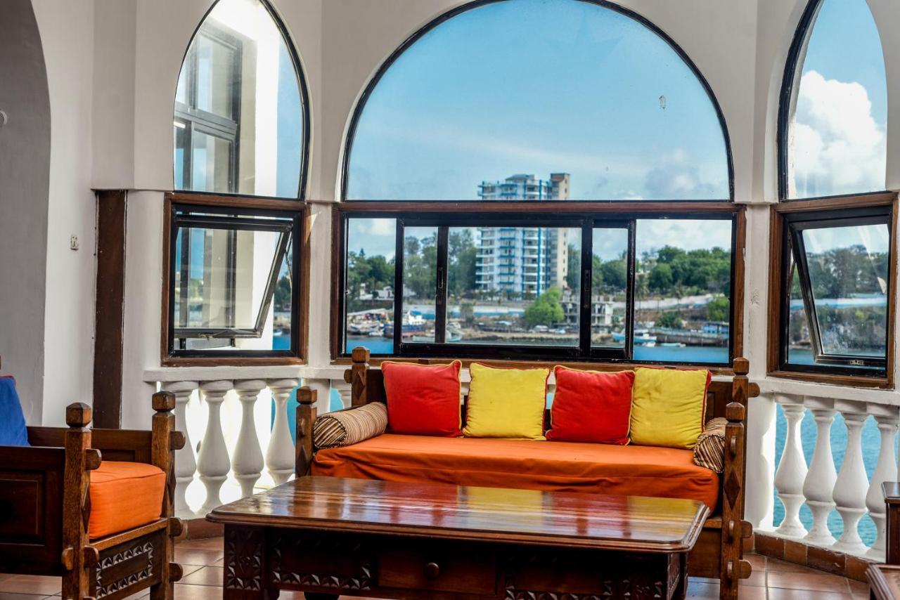 Cityblue Creekside Hotel & Suites Mombasa Bagian luar foto